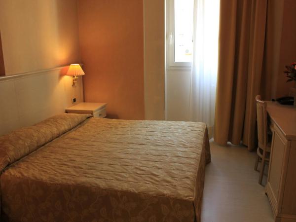 Hotel Terminal : photo 4 de la chambre chambre double