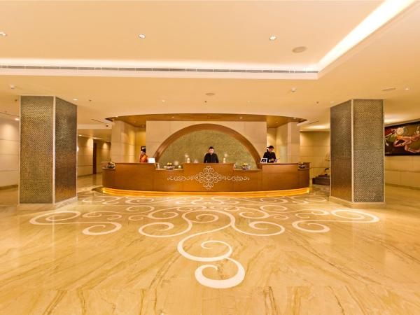 The Lalit Jaipur : photo 4 de la chambre chambre lit king-size deluxe - 10 % de réduction sur crédit nourriture et boissons, spa et blanchisserie