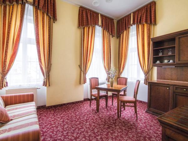 Hotel Ontario : photo 9 de la chambre appartement confort