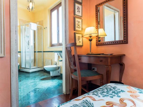 Hotel Vecchio Borgo : photo 3 de la chambre chambre double standard