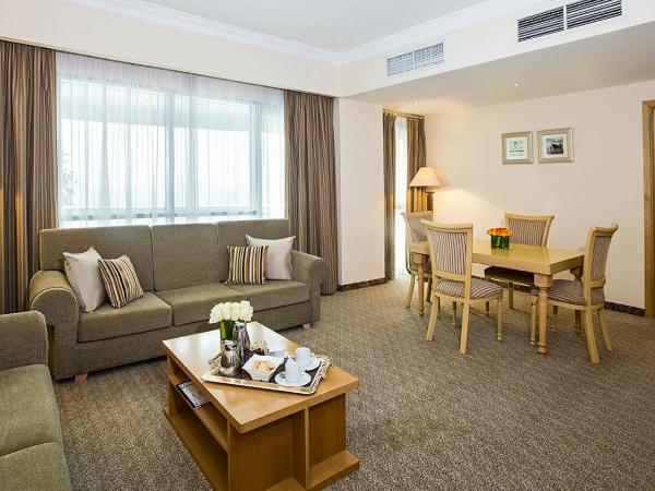 City Seasons Hotel Dubai : photo 8 de la chambre suite seasons