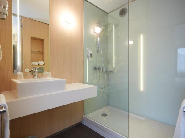 Mercure Valenciennes Centre : photo 8 de la chambre chambre double standard