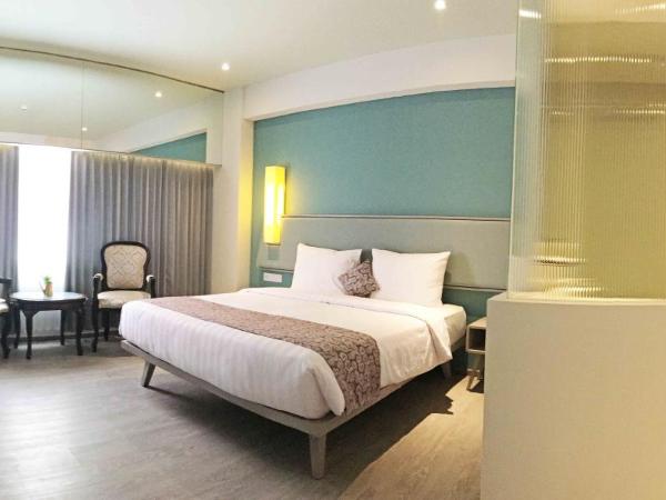 La Lisa Hotel Surabaya : photo 2 de la chambre chambre deluxe