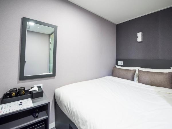 Philstay Myeongdong Metro : photo 2 de la chambre chambre double