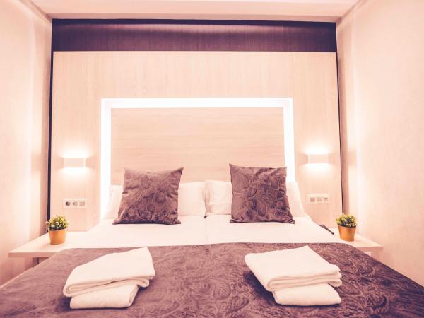 Hostal Lisboa : photo 9 de la chambre chambre lits jumeaux