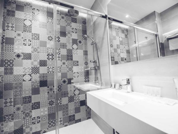 Hostal Lisboa : photo 3 de la chambre chambre triple