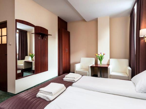 Hotel Młyn : photo 2 de la chambre chambre double