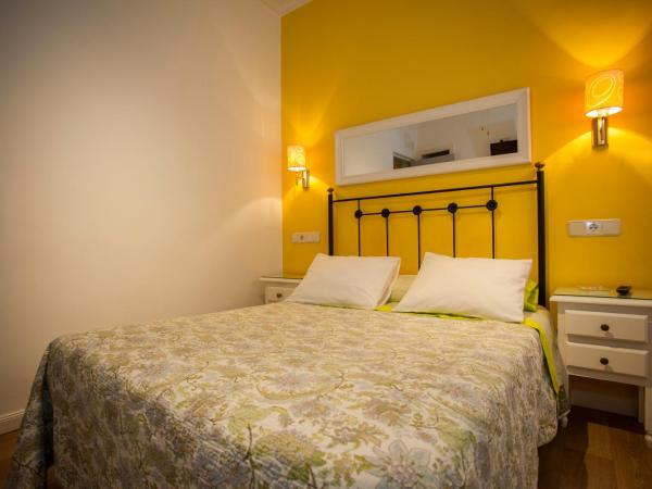AVA Rooms : photo 4 de la chambre chambre double avec salle de bains privative