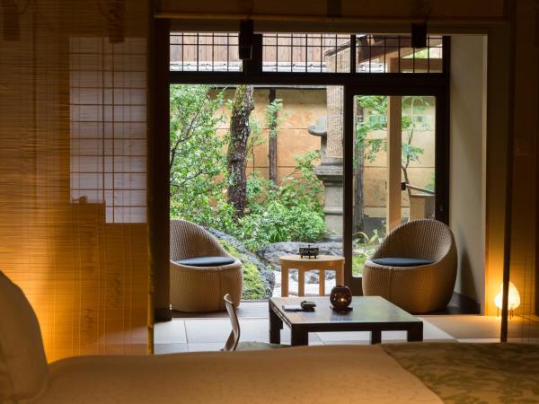 Nazuna Kyoto Nijo-jo : photo 1 de la chambre suite (45 m2) avec baignoire extérieure - réservée aux adultes