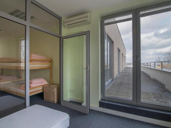 Sea Hostel : photo 4 de la chambre lit simple dans dortoir mixte