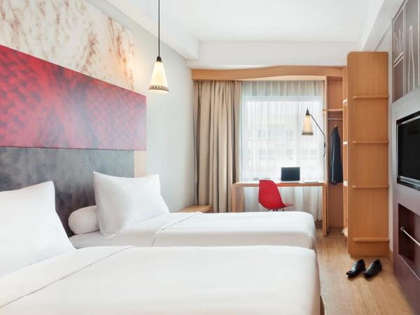 ibis Yogyakarta Adi Sucipto : photo 2 de la chambre chambre lits jumeaux supérieure