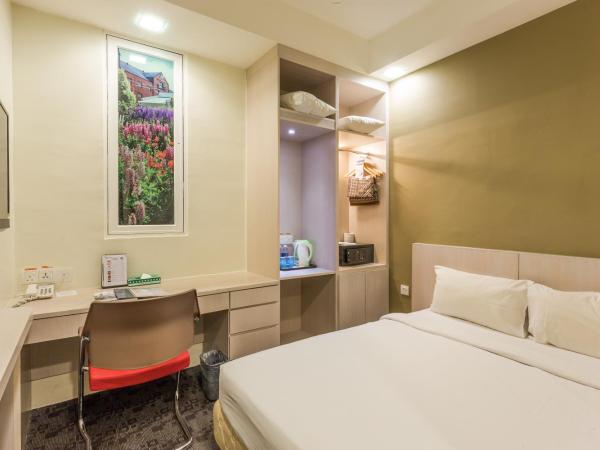 Scott Hotel KL Sentral : photo 1 de la chambre hébergement lit queen-size supérieur sans fenêtre