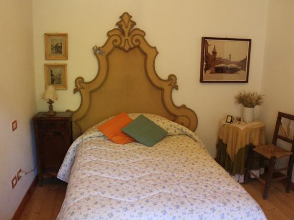 Agriturismo alle Torricelle : photo 6 de la chambre appartement 2 chambres avec salle de bains privative 