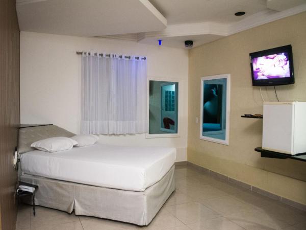 Cassino Motel : photo 1 de la chambre chambre double de luxe avec lecteur dvd