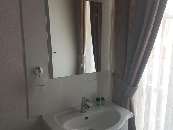 Maon Hotel : photo 5 de la chambre chambre simple standard avec salle de bains commune