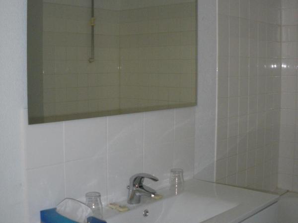 Hôtel Continental : photo 4 de la chambre chambre familiale