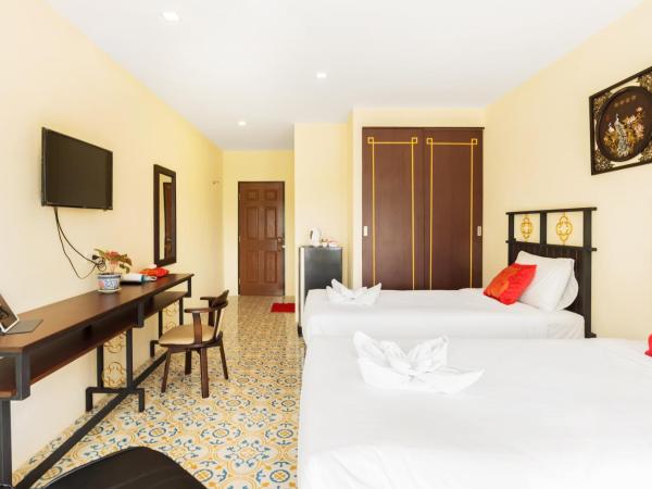 Le Hua Hotel : photo 4 de la chambre chambre lits jumeaux deluxe avec balcon