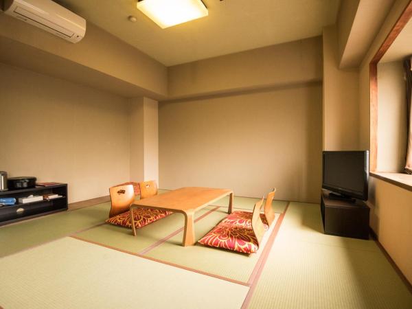 Kyoto Travellers Inn : photo 1 de la chambre chambre familiale style japonais - non-fumeurs