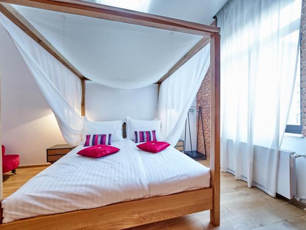 Indigo Centar : photo 7 de la chambre chambre lit king-size deluxe