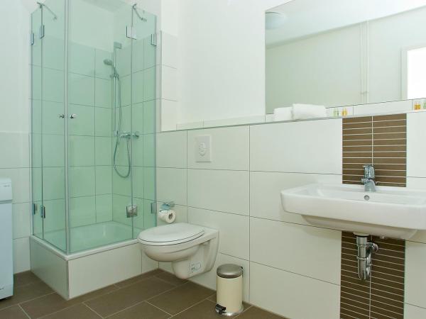 Apartmenthouse Berlin - Am Görlitzer Park : photo 10 de la chambre appartement confort