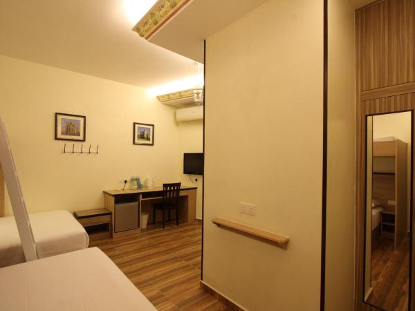 Shamrock Guest House II : photo 3 de la chambre chambre familiale