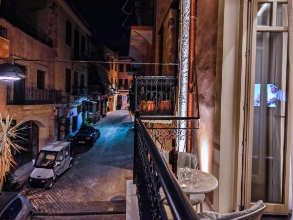 Consolato Boutique : photo 4 de la chambre superior suite with old town view and balcony