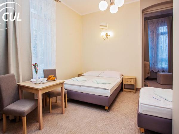 OSW Świnoujście Rybitwa : photo 1 de la chambre chambre triple