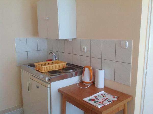 Attila Apartmanház : photo 4 de la chambre studio avec balcon