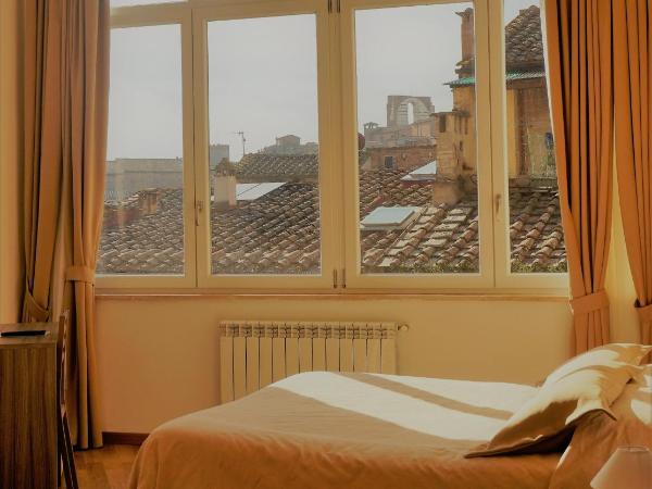 B&B I Tetti di Siena : photo 8 de la chambre chambre double