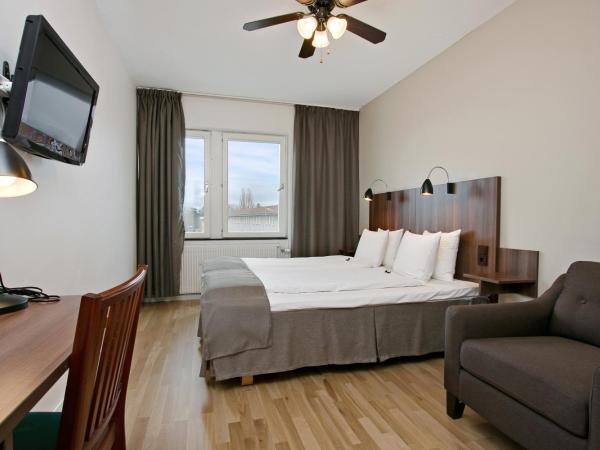 First Hotel Brommaplan : photo 1 de la chambre chambre lits jumeaux standard