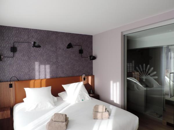 Hotel L'Arbre Voyageur - BW Premier Collection - LILLE : photo 8 de la chambre chambre lit queen-size deluxe
