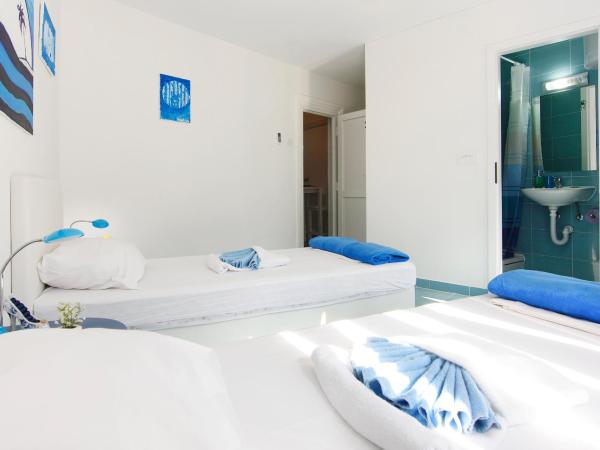 Old City Rooms : photo 8 de la chambre chambre double ou lits jumeaux avec balcon