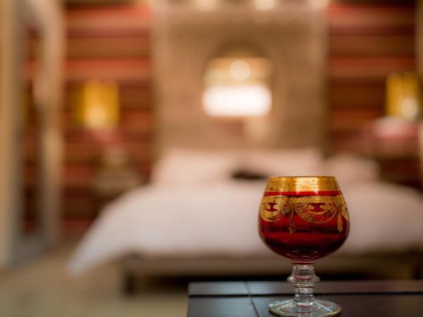 Comfy Boutique Hotel : photo 3 de la chambre suite avec jacuzzi