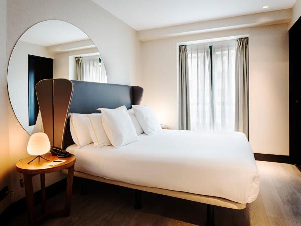 One Shot Luchana 22 : photo 9 de la chambre chambre double ou lits jumeaux standard