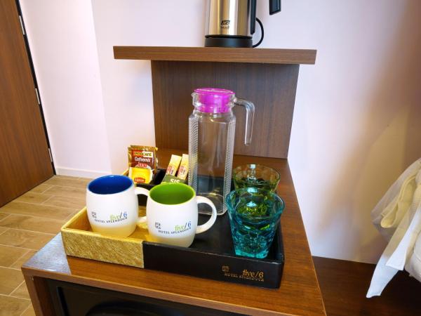 five6 Hotel Splendour : photo 4 de la chambre chambre triple familiale