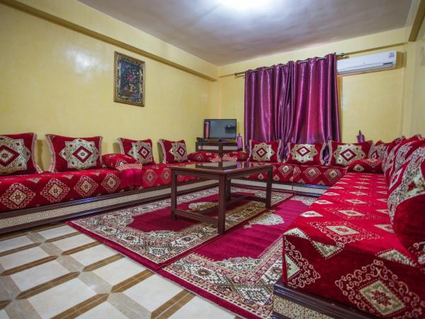 Appart Hotel Les Ambassadeurs : photo 3 de la chambre appartement senior