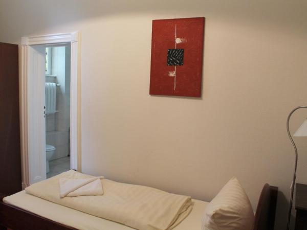 Hotel Pension Kima : photo 2 de la chambre chambre simple