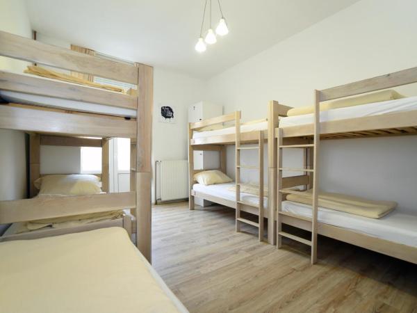 Hostel Temza : photo 3 de la chambre lit simple dans dortoir mixte