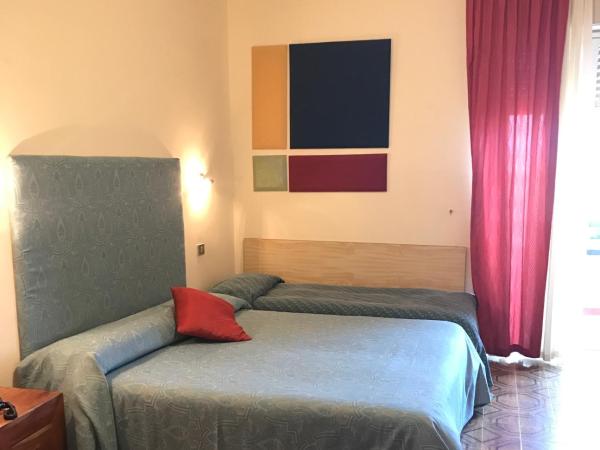 Hotel Scala Greca : photo 1 de la chambre chambre triple