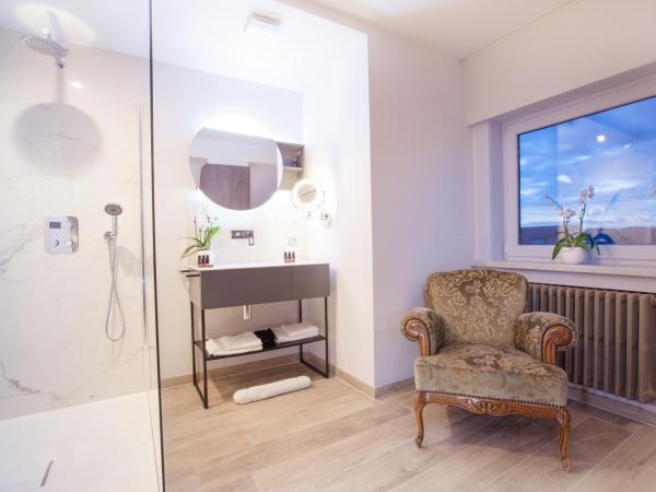 Sable d'O -Vlak aan de zee- : photo 4 de la chambre chambre lit queen-size - vue sur jardin