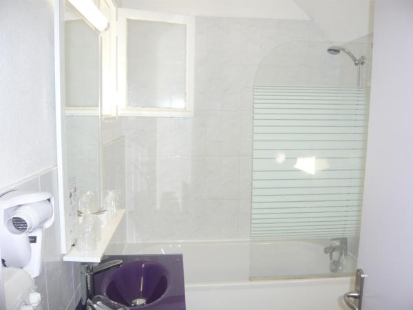 Hôtel Port Beach : photo 5 de la chambre chambre quadruple standard