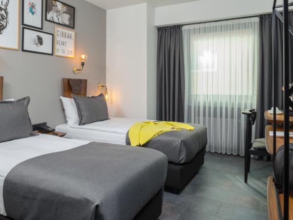 Hotel Cinnah : photo 7 de la chambre chambre lits jumeaux standard