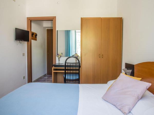 Hotel Internazionale : photo 5 de la chambre chambre double ou lits jumeaux