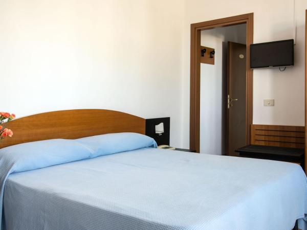 Hotel Internazionale : photo 7 de la chambre chambre double ou lits jumeaux