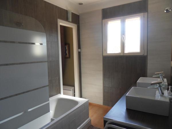 Chambres d'Hôtes de la Grone : photo 3 de la chambre chambre double avec balcon