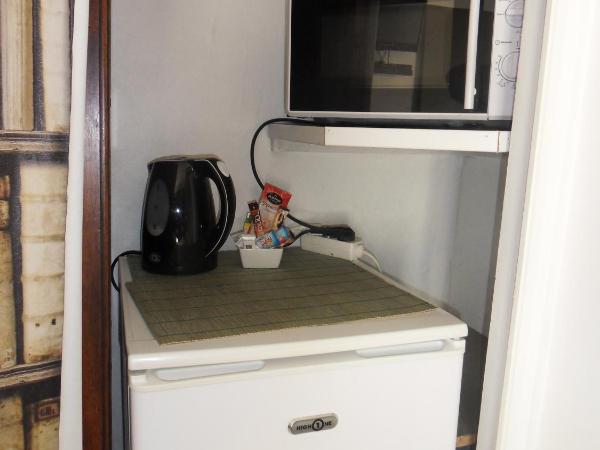 Chambres d'Hôtes de la Grone : photo 2 de la chambre chambre double avec balcon