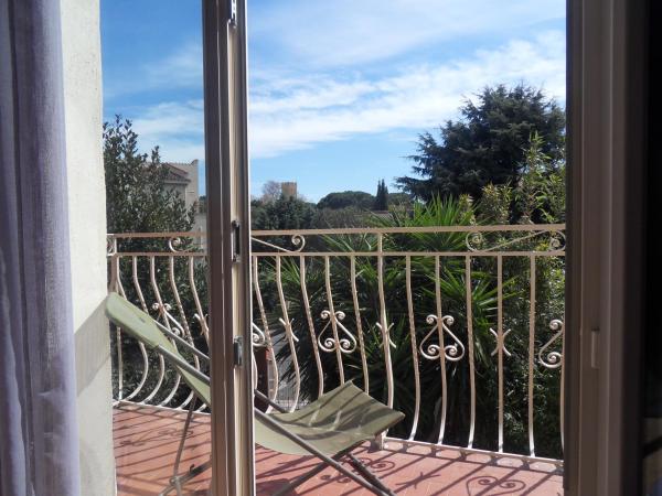 Chambres d'Hôtes de la Grone : photo 5 de la chambre chambre triple avec balcon