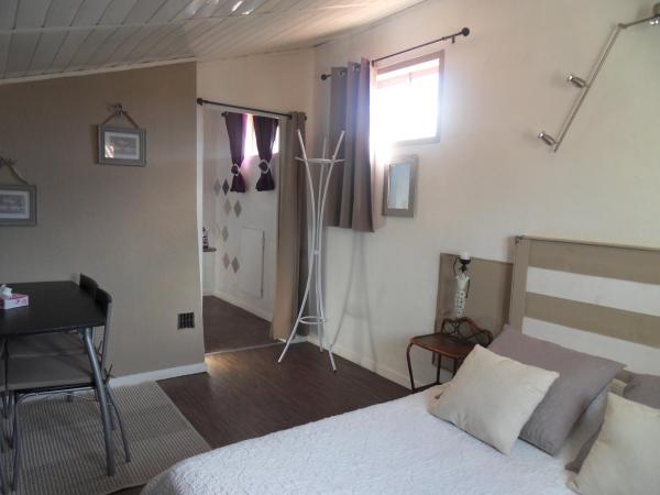Chambres d'Hôtes de la Grone : photo 1 de la chambre appartement 1 chambre