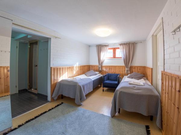 Hotelli Uninen Tampere : photo 9 de la chambre chambre lits jumeaux supérieure avec sauna