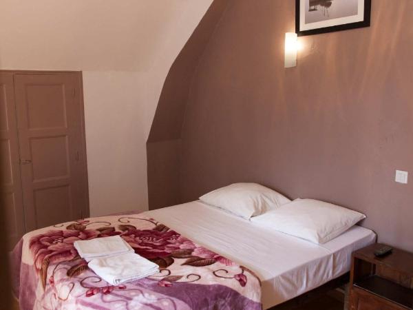 Le Pavillon : photo 8 de la chambre chambre double standard